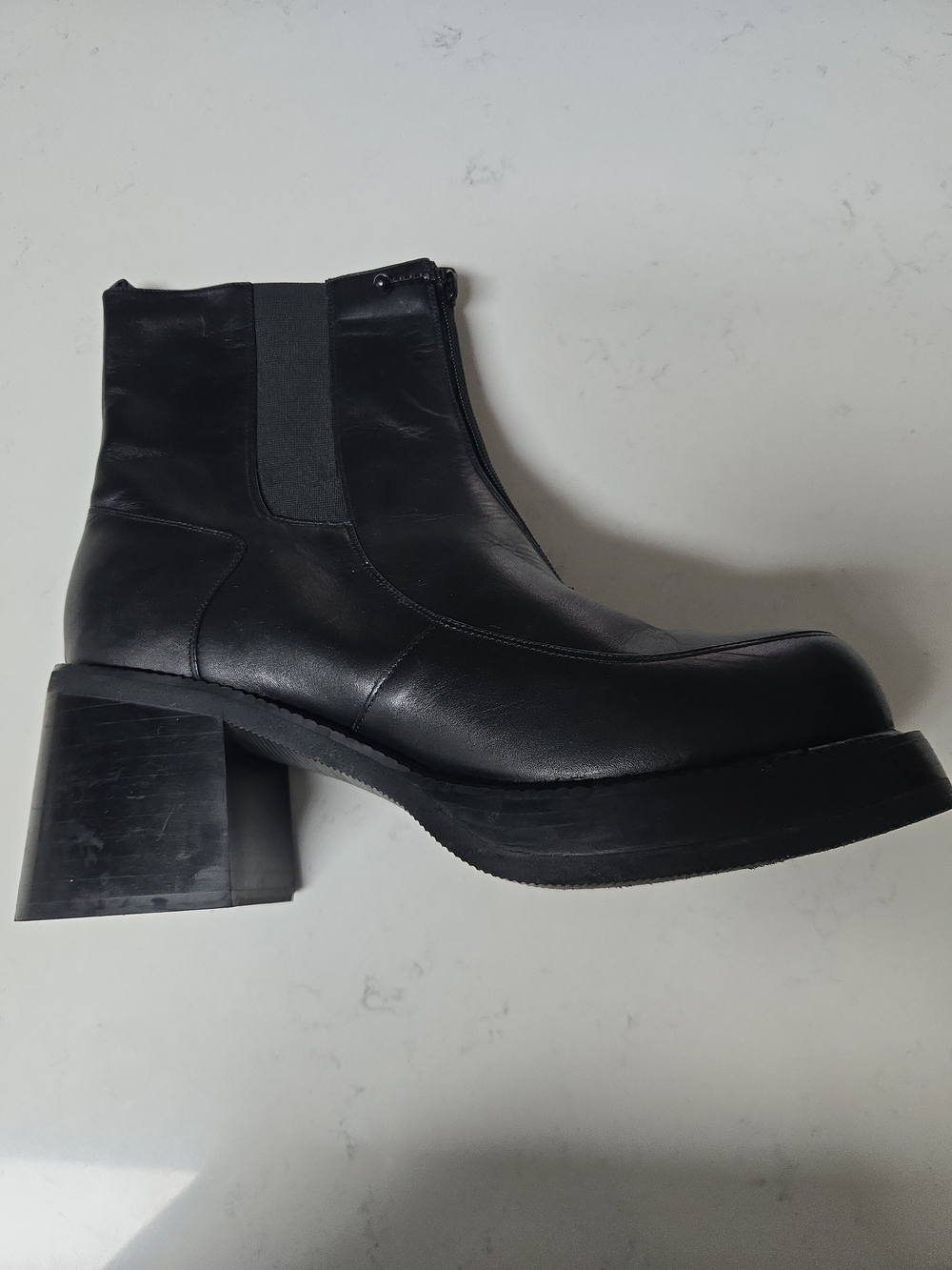 Peerage Women's Black Leather Platform Boot Size 12 WW - Picture 3 of 16
